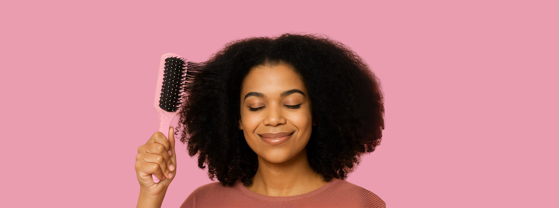 Meilleure brosse pour cheveux bouclés : Le guide ultime pour démêler sans casser